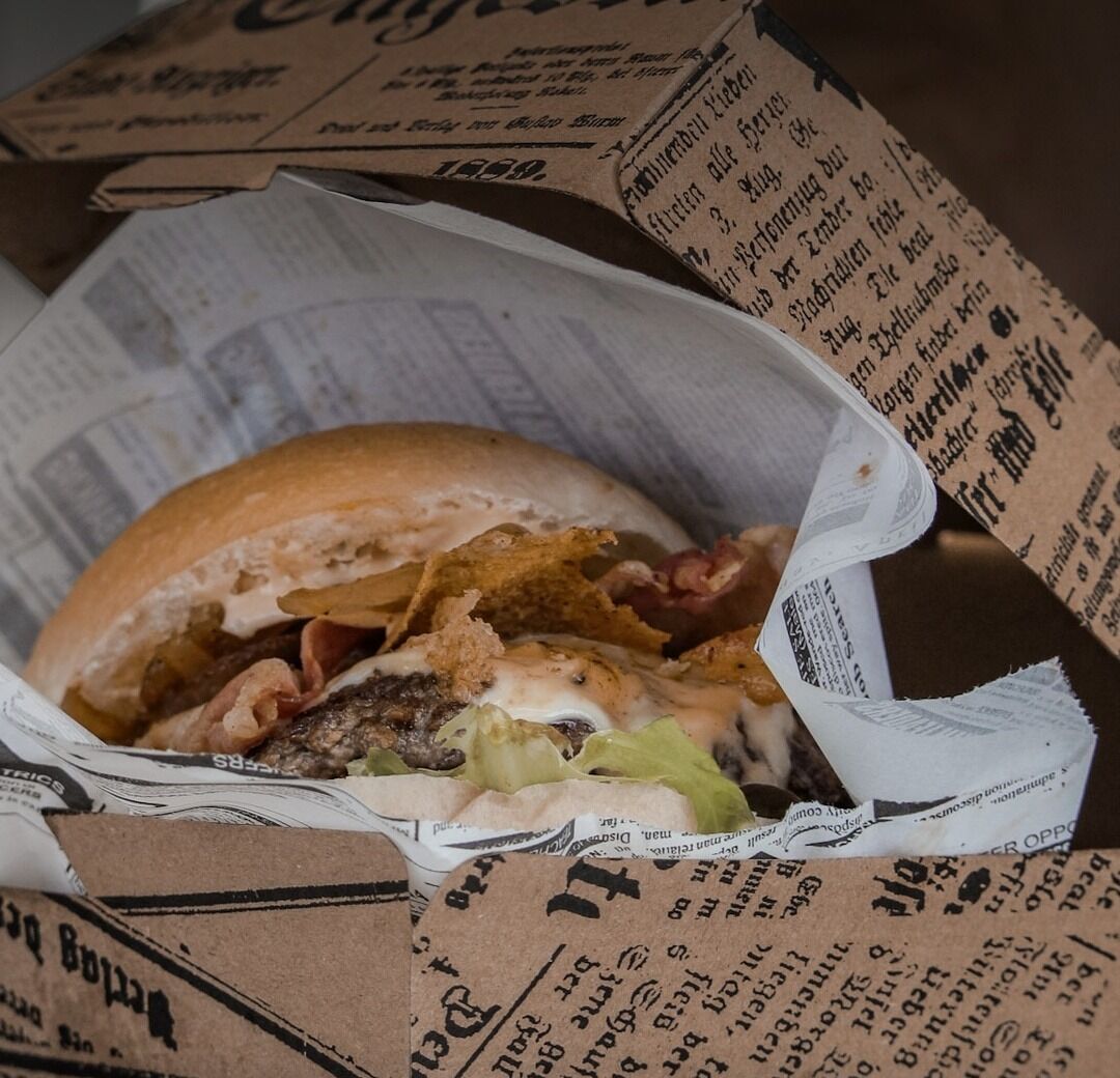 Kosar Smash Burger in der Box zum Mitnehmen